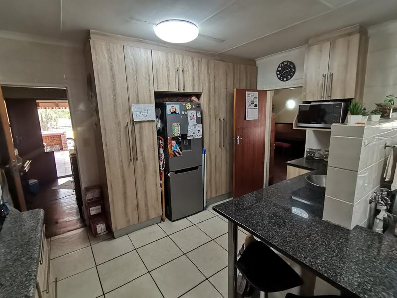 3 Bedroom Property for Sale in Vaalpark Free State